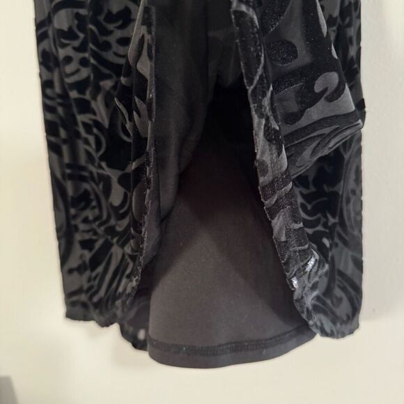 Francesca’s Velour Art Deco Little Black Cocktail Party Halter Mini Dress S - Picture 6 of 8